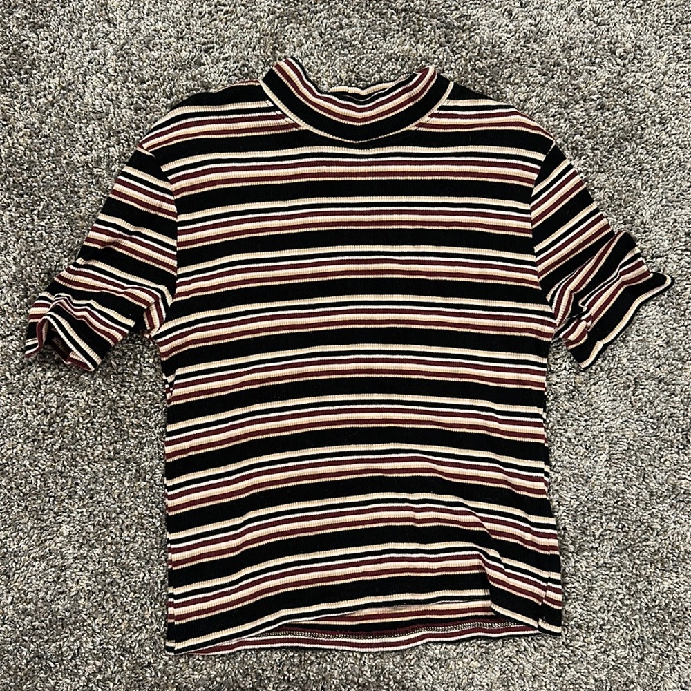 striped mock neck tee